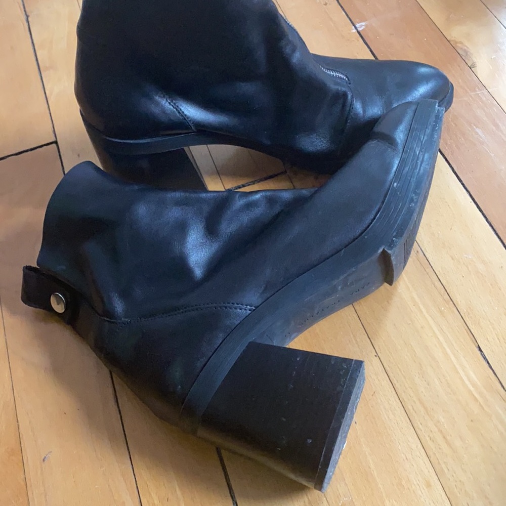 Zara leather zip up heeled boots